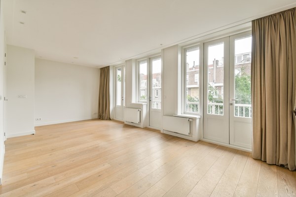 Medium property photo - Volkerakstraat 42-2, 1078 XT Amsterdam